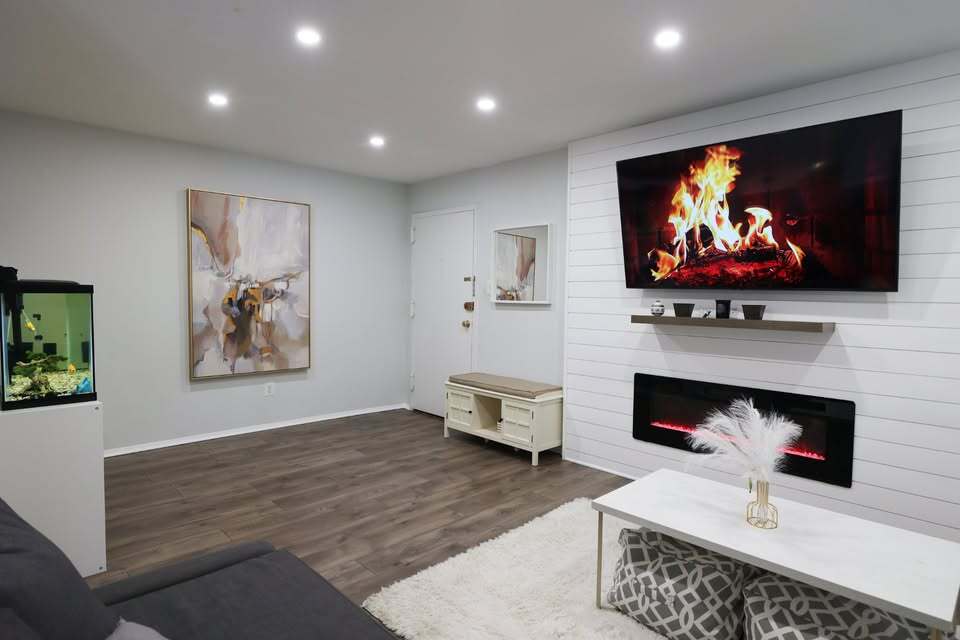 Building Photo - 2912 Kings Chapel Rd