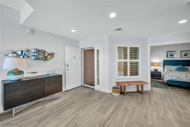 Building Photo - 263 Barefoot Beach Blvd