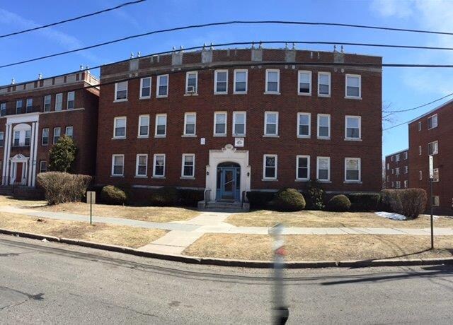 Building Photo - 22 Evergreen Ave