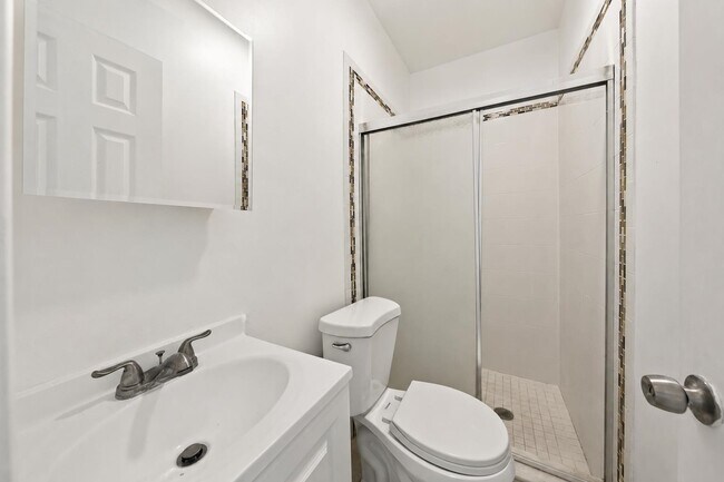 Building Photo - 73 Van Reypen St