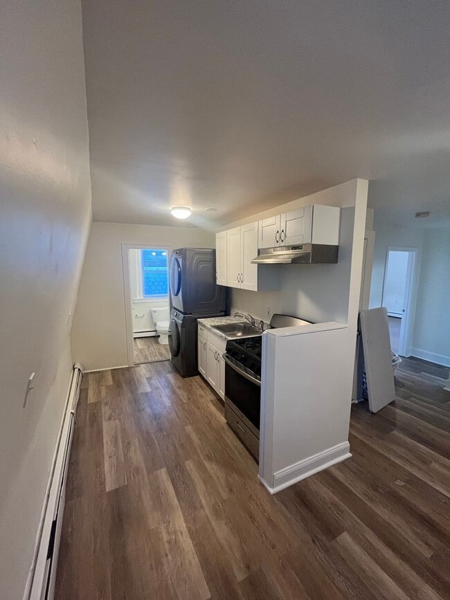 Building Photo - 355 Washington St