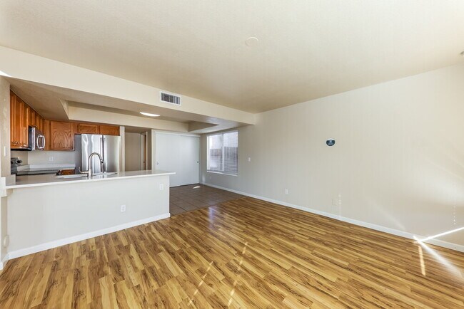 Building Photo - 20835 N 2nd Ave