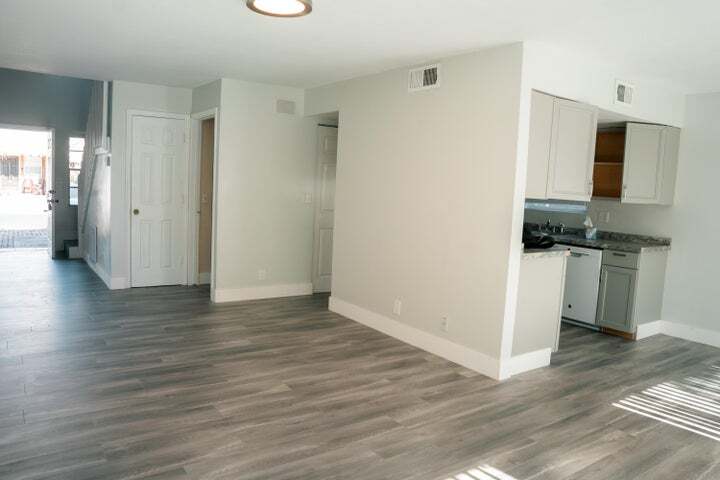 Building Photo - 5884 Dewberry Way