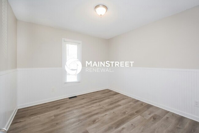 Building Photo - 3 Bedroom Pet-Friendly Home in ST CHARLES, MO with Main Street Renewal