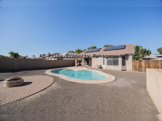 Building Photo - 1633 E Beautiful Ln