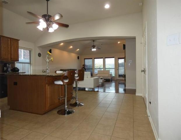 Building Photo - 9216 Niles Ct