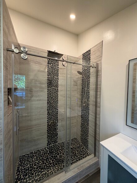 Building Photo - 7711 Owensmouth Ave