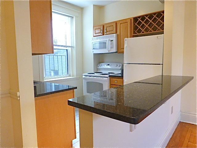 Building Photo - 16 Queensberry St