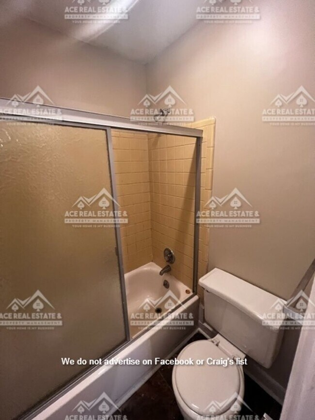 Building Photo - Southwood Apartments