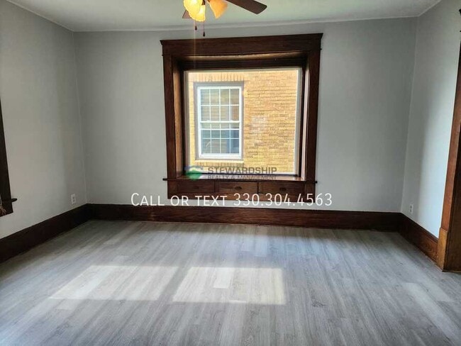 Building Photo - 68 27th St NW
