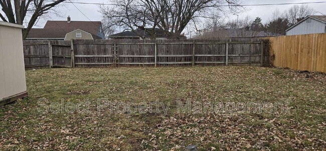 Building Photo - 2425 White Oak Ave