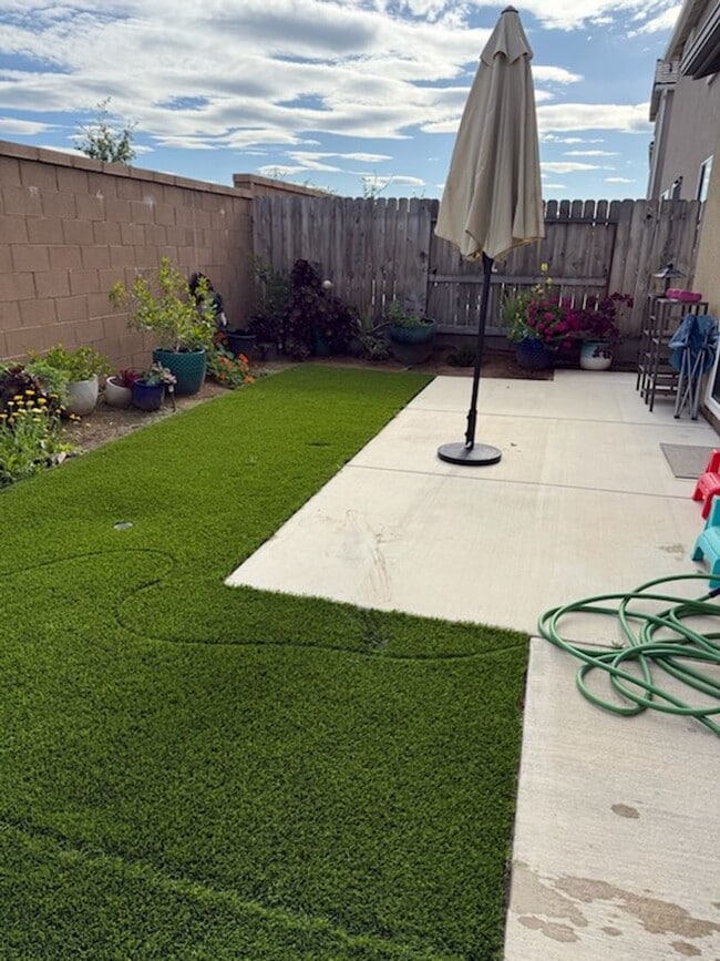 Building Photo - Riverstone Madera Home, 2BR/2BA – Numerous HOA Amenities!
