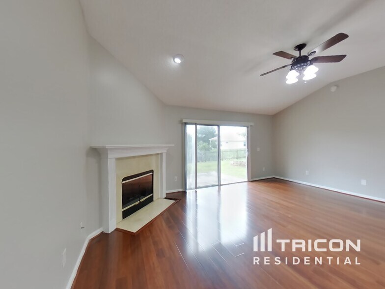 Building Photo - 3582 White Cow Ct