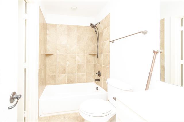 Building Photo - 7603 Bridge Water Cir