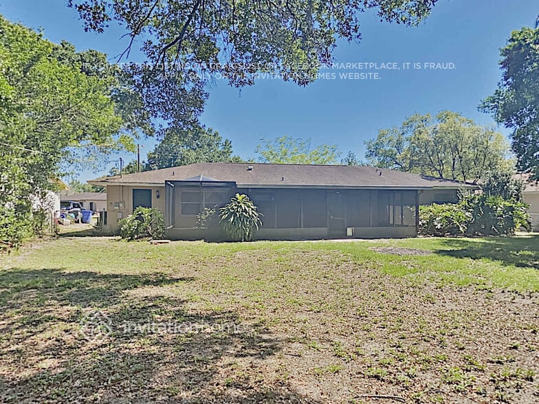 Building Photo - 510 Julie Ln