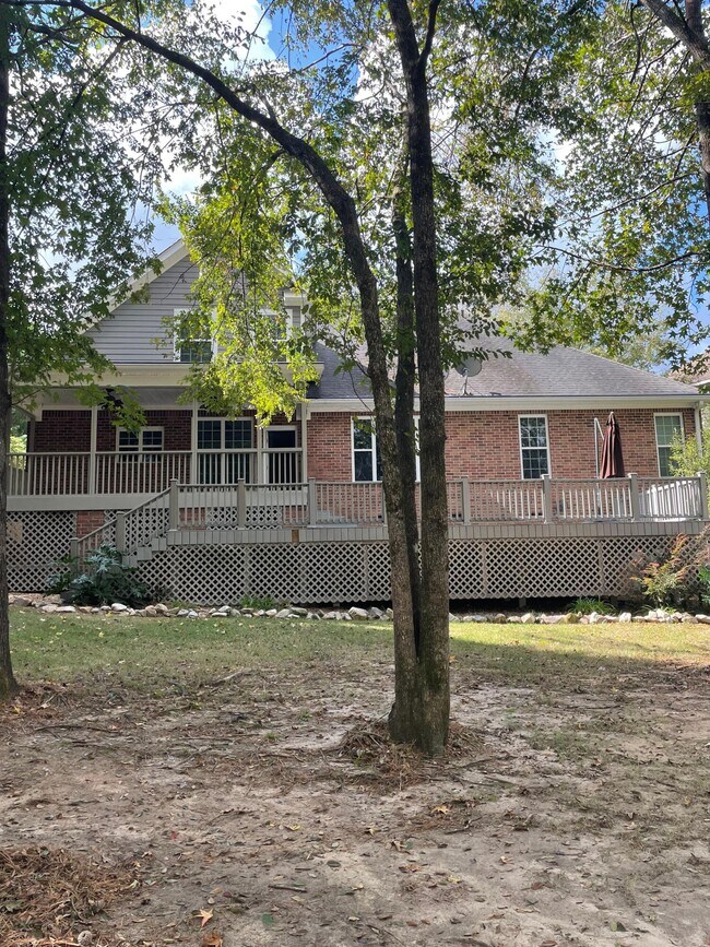 Building Photo - 1091 Conn Dr