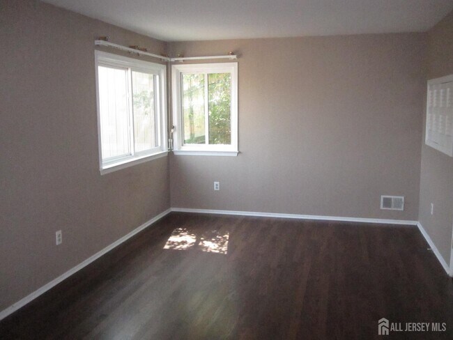 Building Photo - 202 Goldmine Ln