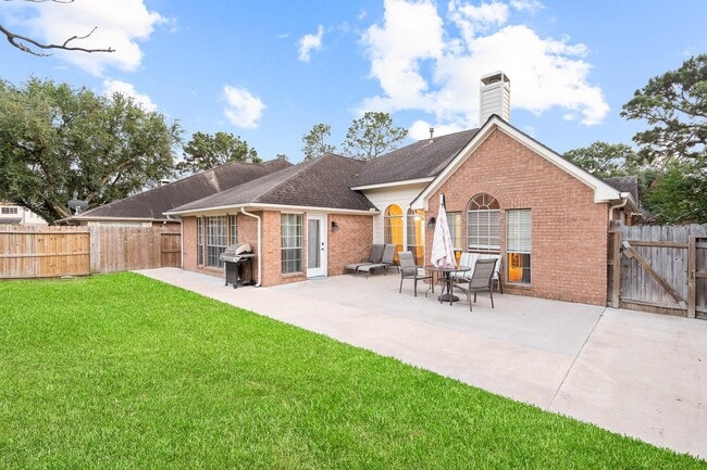 Building Photo - 7624 Lone Meadow Ct
