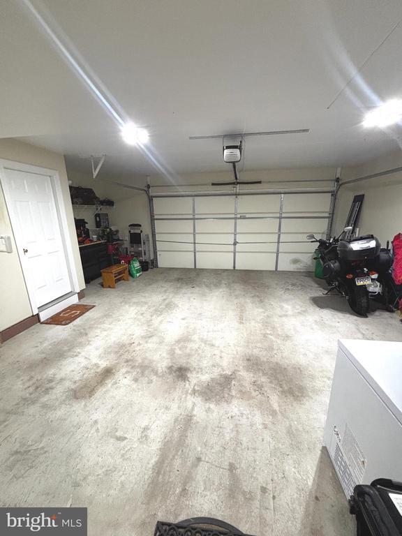 Building Photo - 3120 King Ln