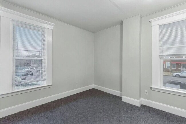 Building Photo - 196 W 8th Ave