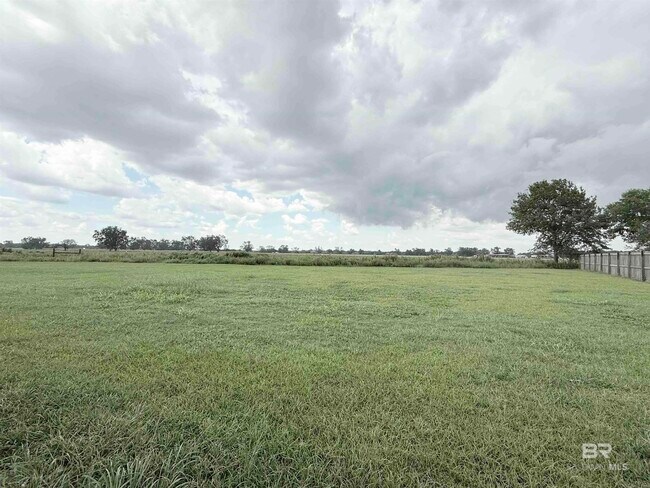 Building Photo - 23976 Songbird Dr