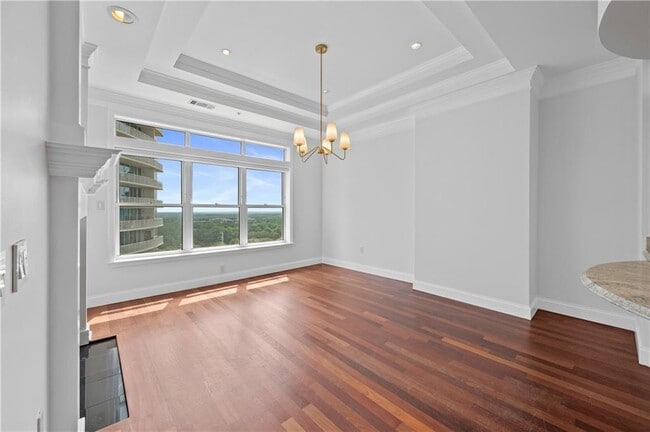 Building Photo - 3334 Peachtree Rd NE
