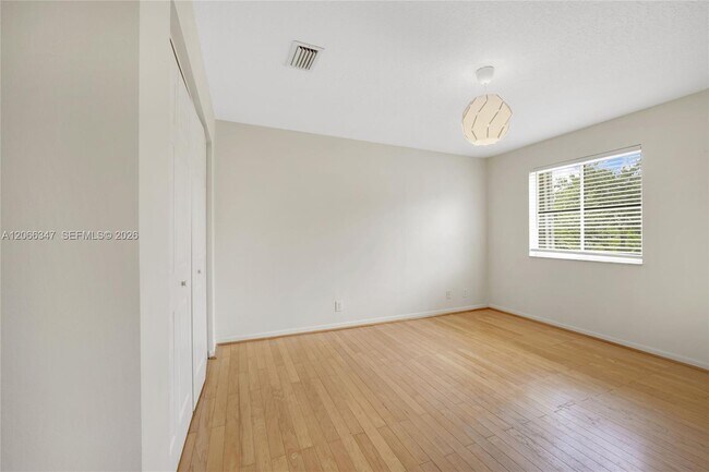 Building Photo - 4312 Laurel Ridge Cir