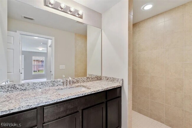 Building Photo - 3217 NW 3rd Ave