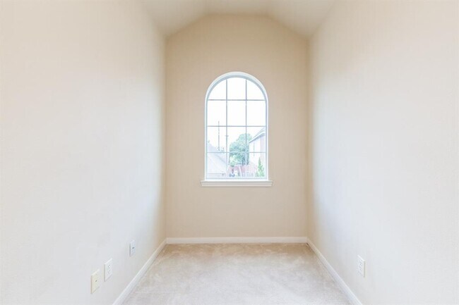 Building Photo - 3531 Urban Woods Trail