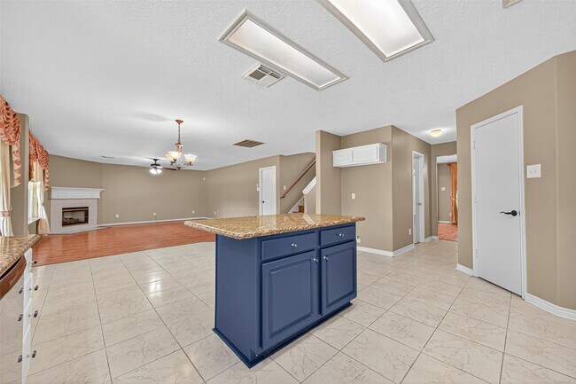 Building Photo - 19419 Arbor Pines Ln