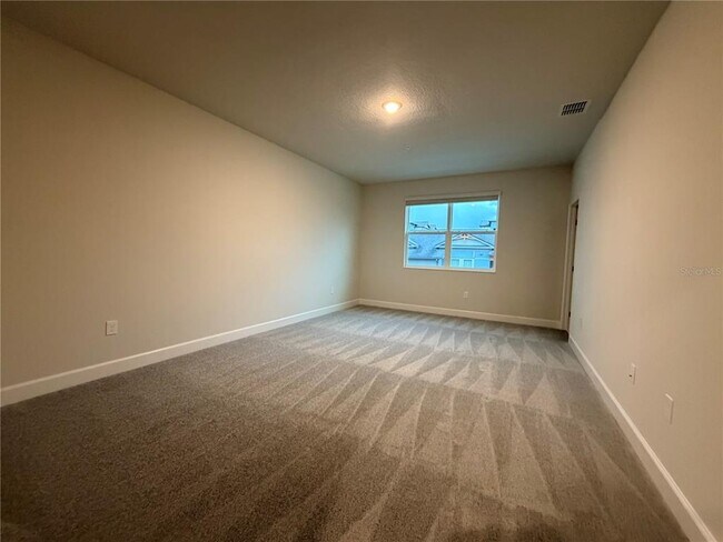 Building Photo - 201 Station Ln