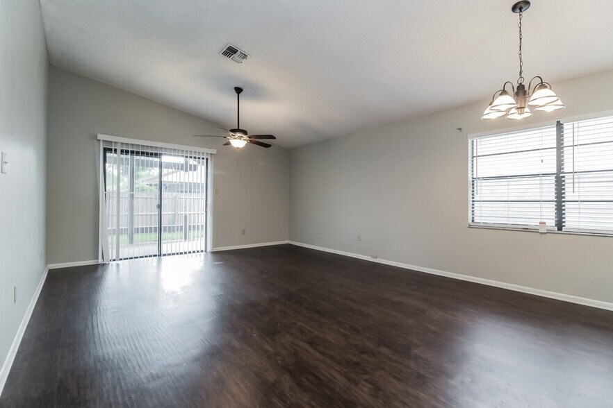 Building Photo - 456 Copperstone Cir