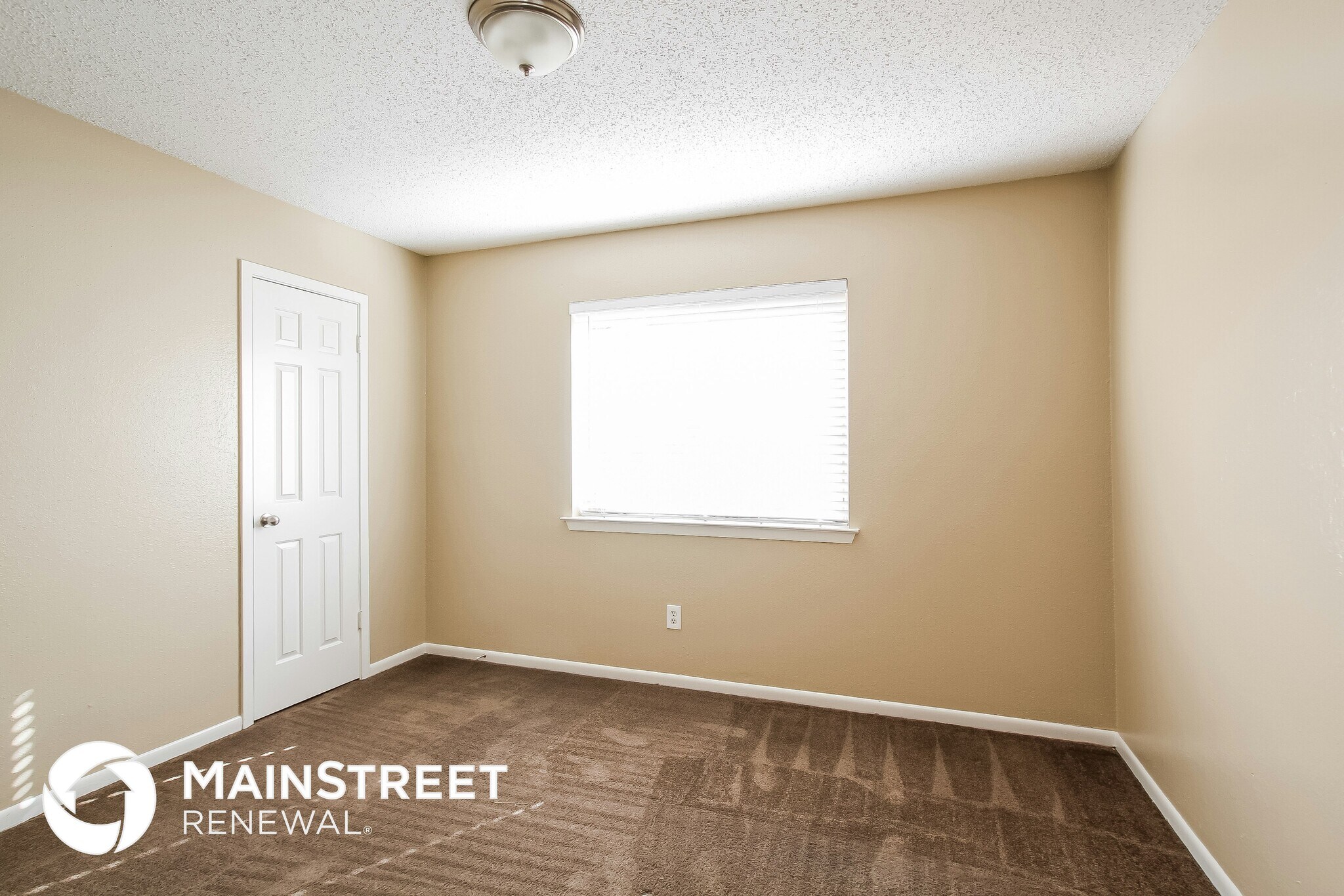 Building Photo - 18926 Sandia Pines Dr