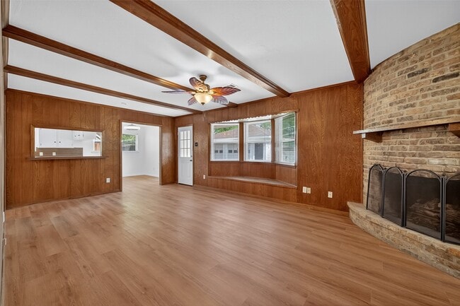Building Photo - 8210 Edgemoor Dr