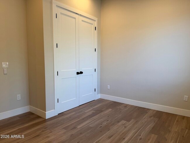 Building Photo - 8736 E Joshua Tree Ln