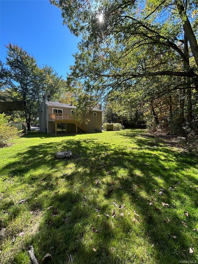 Building Photo - 6 Tanager Rd