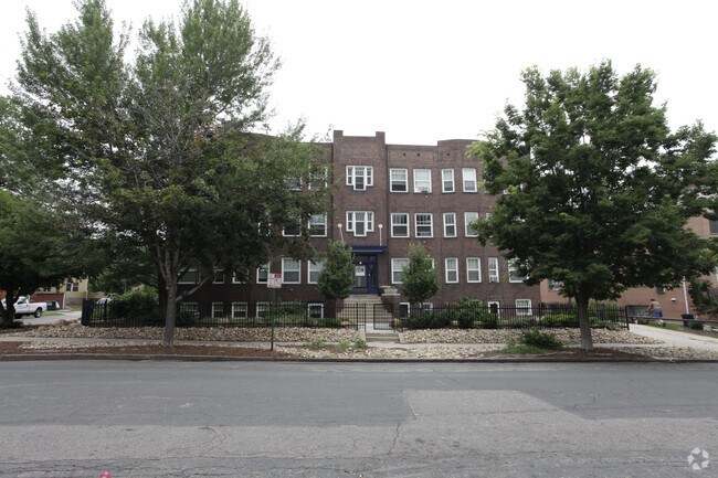 Building Photo - 1415 Steele St