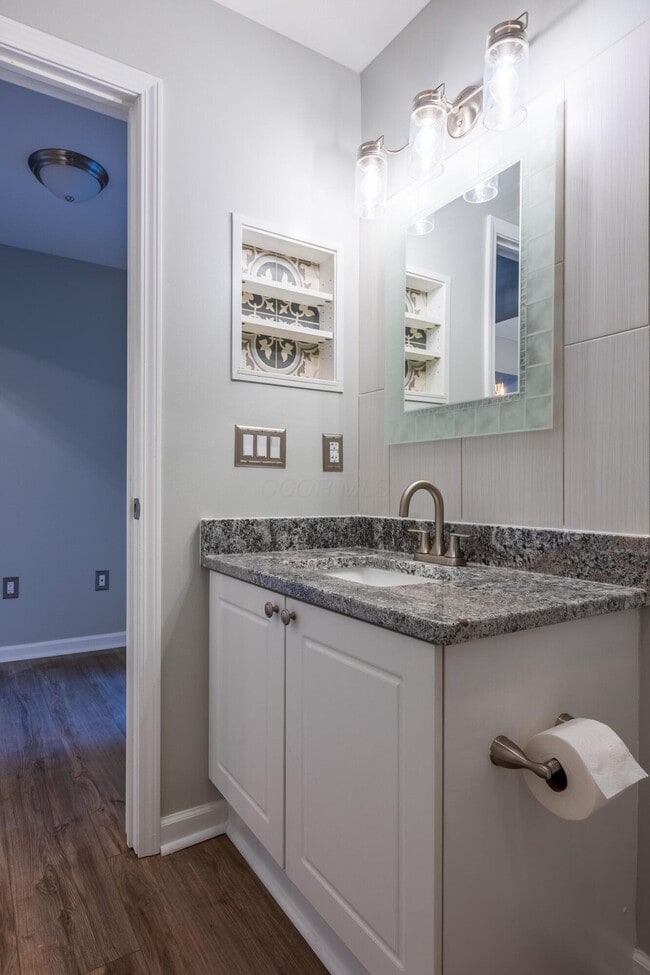 Building Photo - 8081 Crane's Crossing Dr