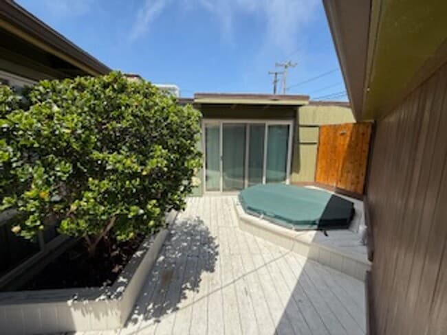 Building Photo - Beautiful Fully Furnished House in Belmont...
