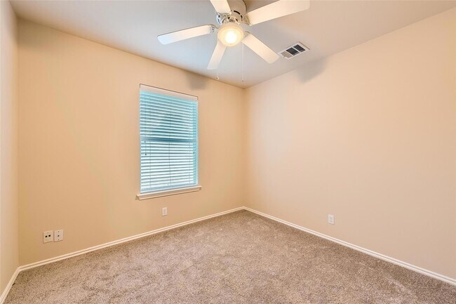 Building Photo - 4622 Best Way