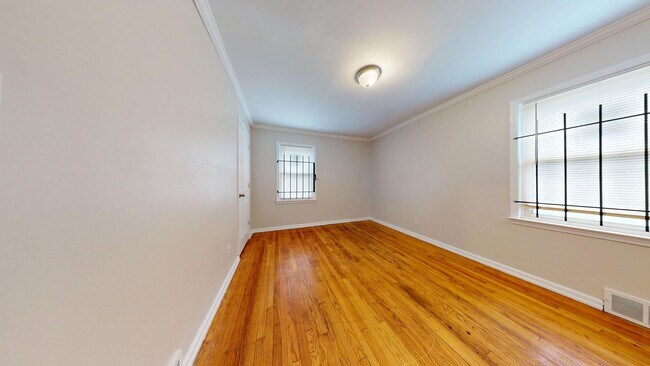 Building Photo - 11728 Minden Ave