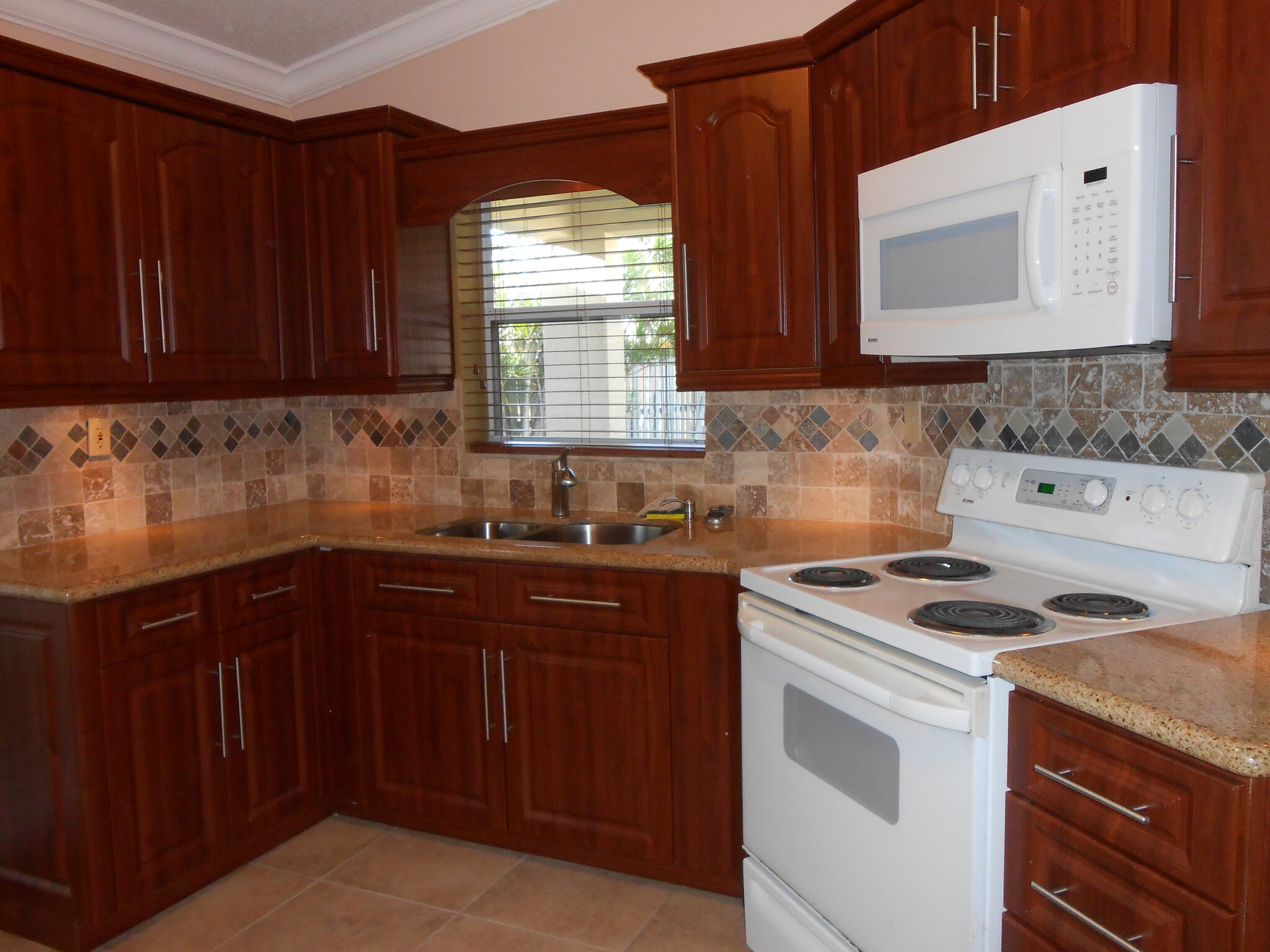 Kitchen - 12080 SW 248th Ter