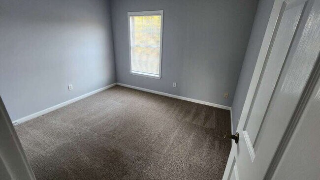 Building Photo - 370 Darter Run NW