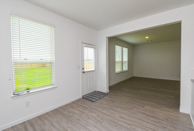 Building Photo - 23923 Escardilla Dr