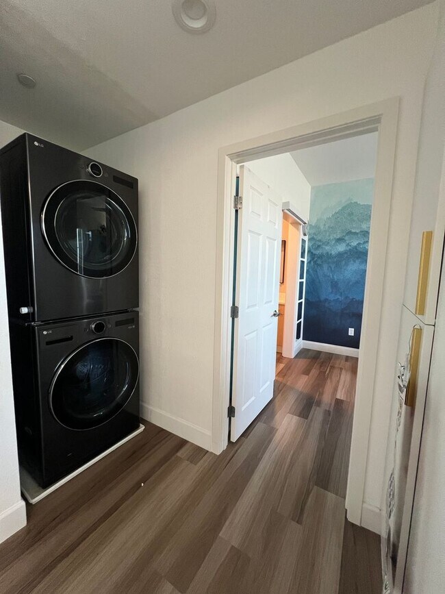 Building Photo - Coastal Living at Pleasure Point - Stunnin...