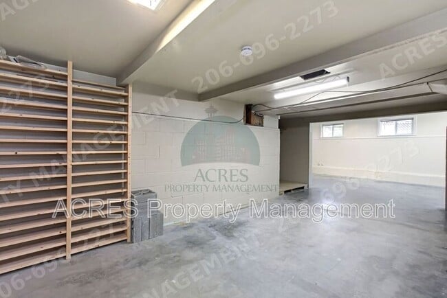 Building Photo - 15446 21st Ave SW