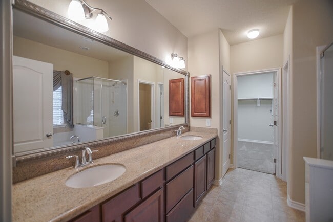 Building Photo - 34 Tidwillow Pl