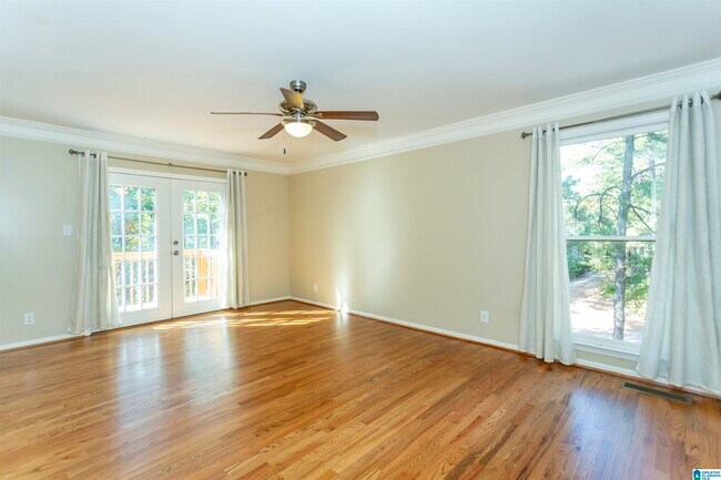 Building Photo - 1928 Indian Lake Dr