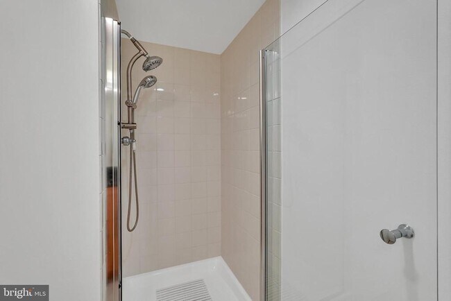 Building Photo - 3401 38th St NW