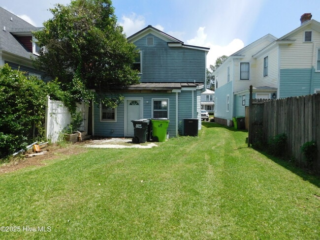 Building Photo - 304 Avenue A